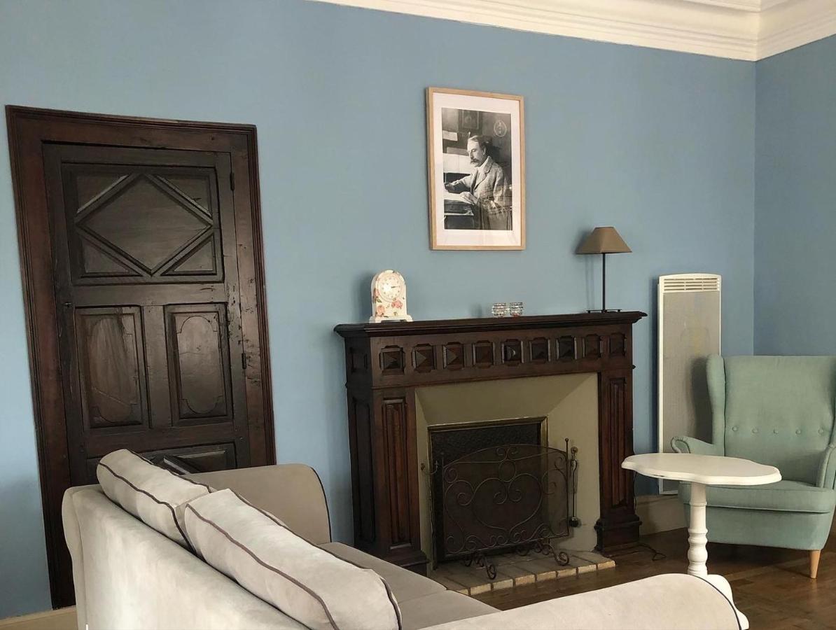 Fleur D'Iris Bed & Breakfast Perpezac-le-Blanc Екстериор снимка
