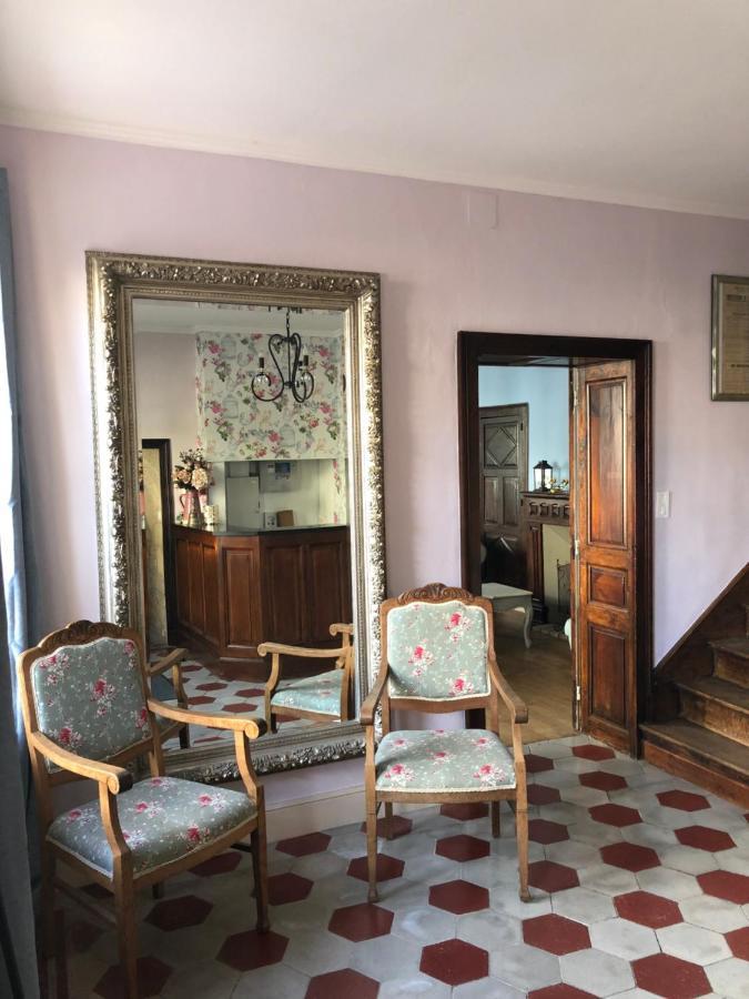 Fleur D'Iris Bed & Breakfast Perpezac-le-Blanc Екстериор снимка